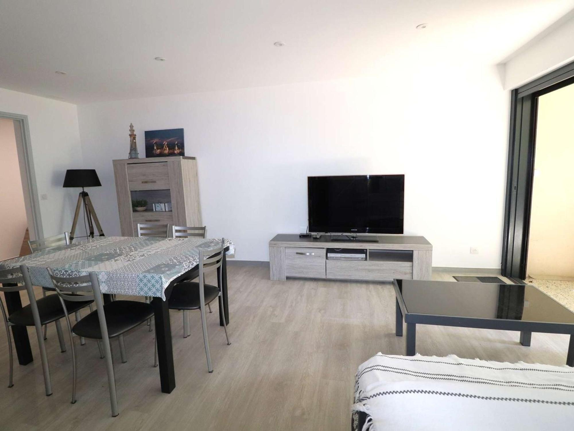 Appartement Le Grau-du-Roi, 3 pièces, 7 personnes - FR-1-307-148 Extérieur photo