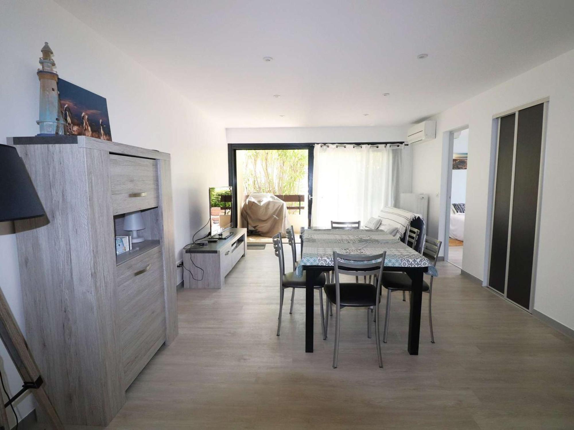 Appartement Le Grau-du-Roi, 3 pièces, 7 personnes - FR-1-307-148 Extérieur photo